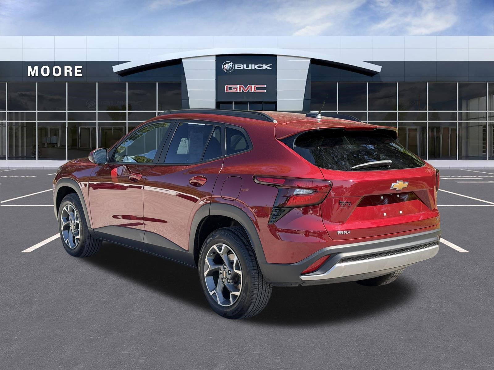 Used 2024 Chevrolet Trax LT w/ Driver Confidence Package image 4