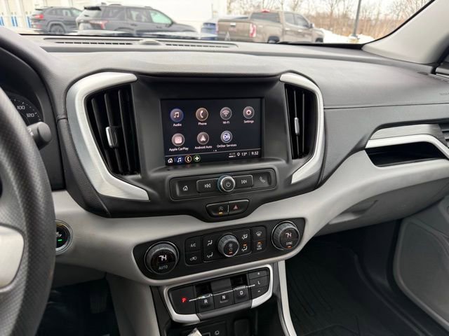Used 2023 GMC Terrain SLE w/ Driver Convenience Package image 18