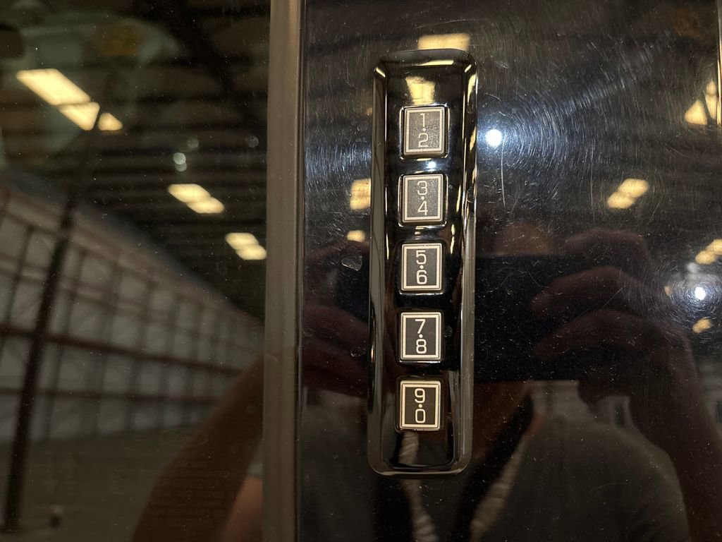 Used 2020 Ford F150 XLT w/ Equipment Group 302A Luxury image 32