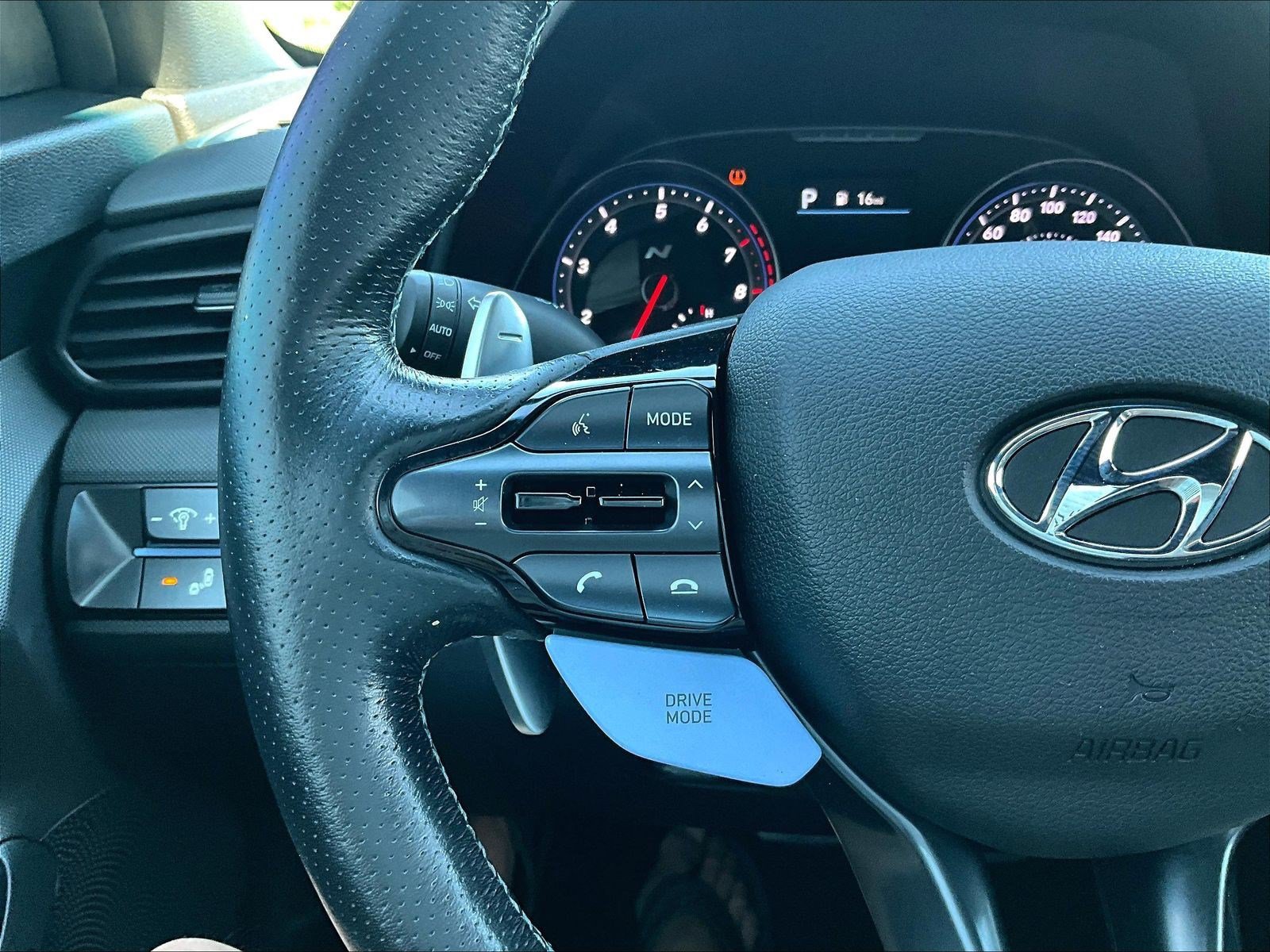 Used 2022 Hyundai Veloster N FWD image 10