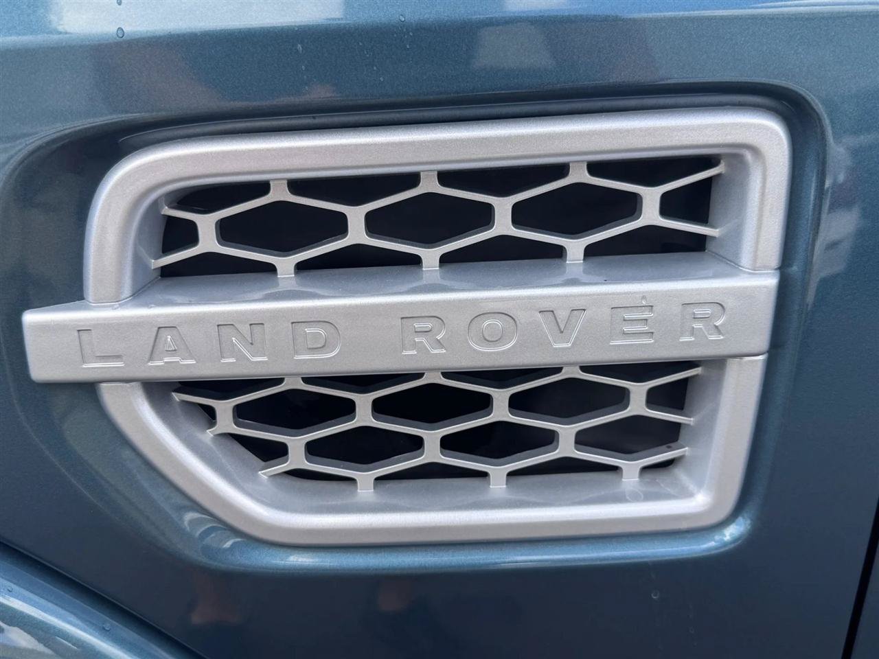 Used 2012 Land Rover LR4 AWD/4WD image 18