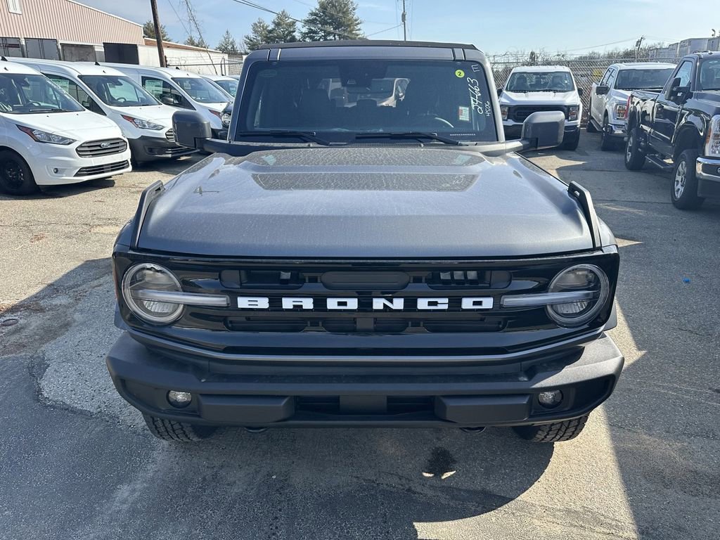 Used 2024 Ford Bronco Outer Banks image 2