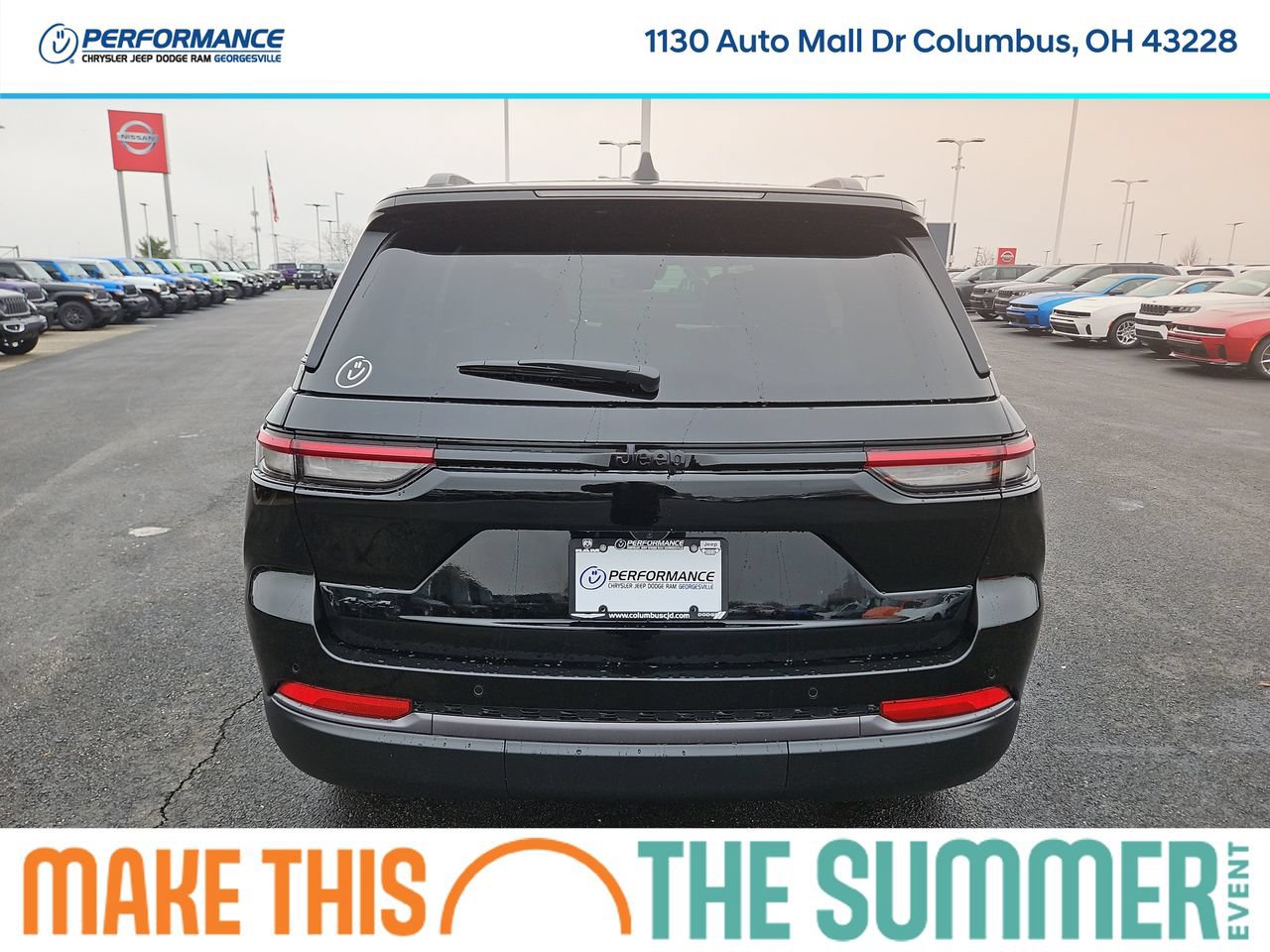 New 2026 Jeep Grand Cherokee Limited w/ Limited Altitude Package AWD/4WD image 6