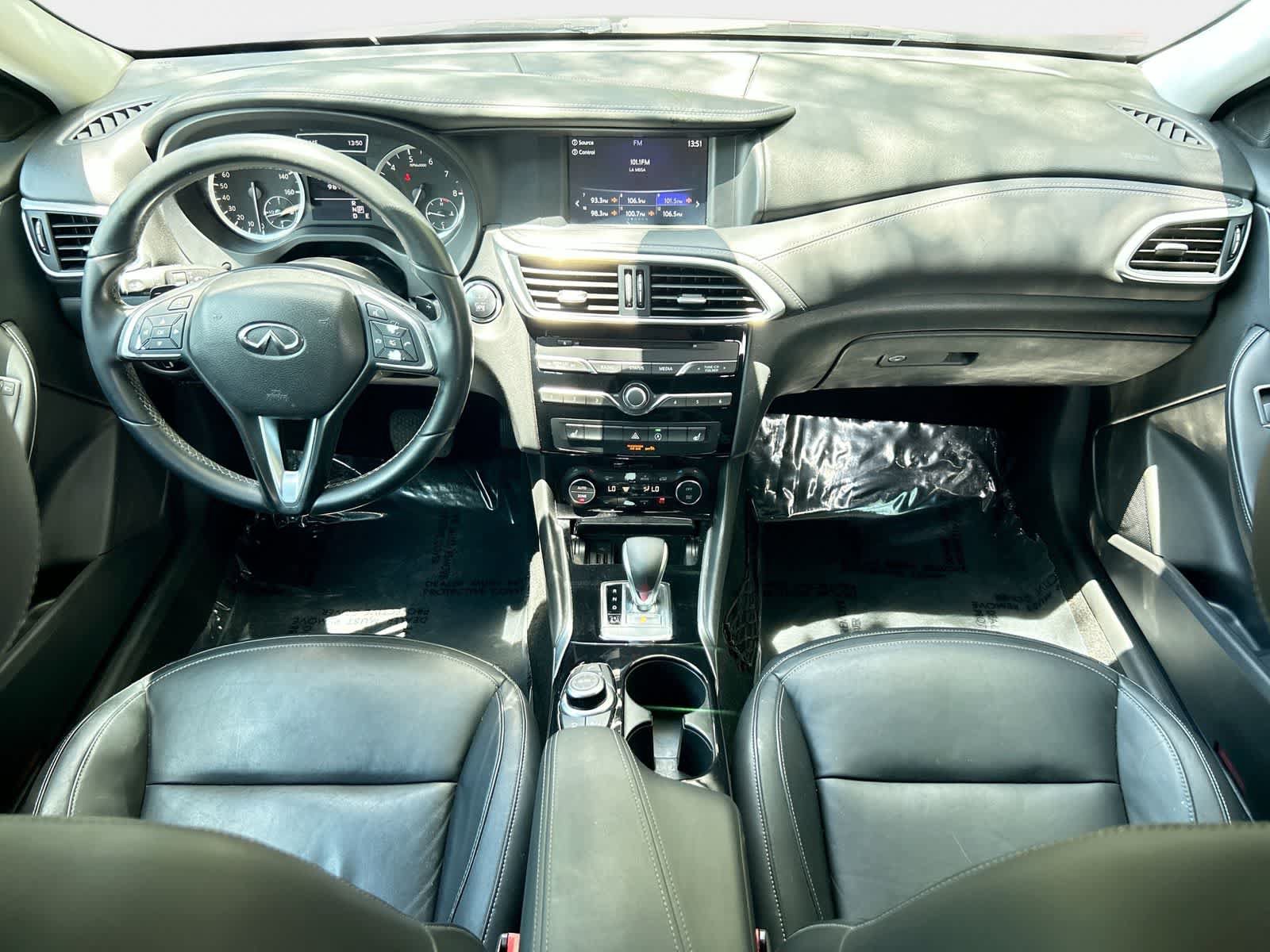 Used 2018 INFINITI QX30 FWD image 15