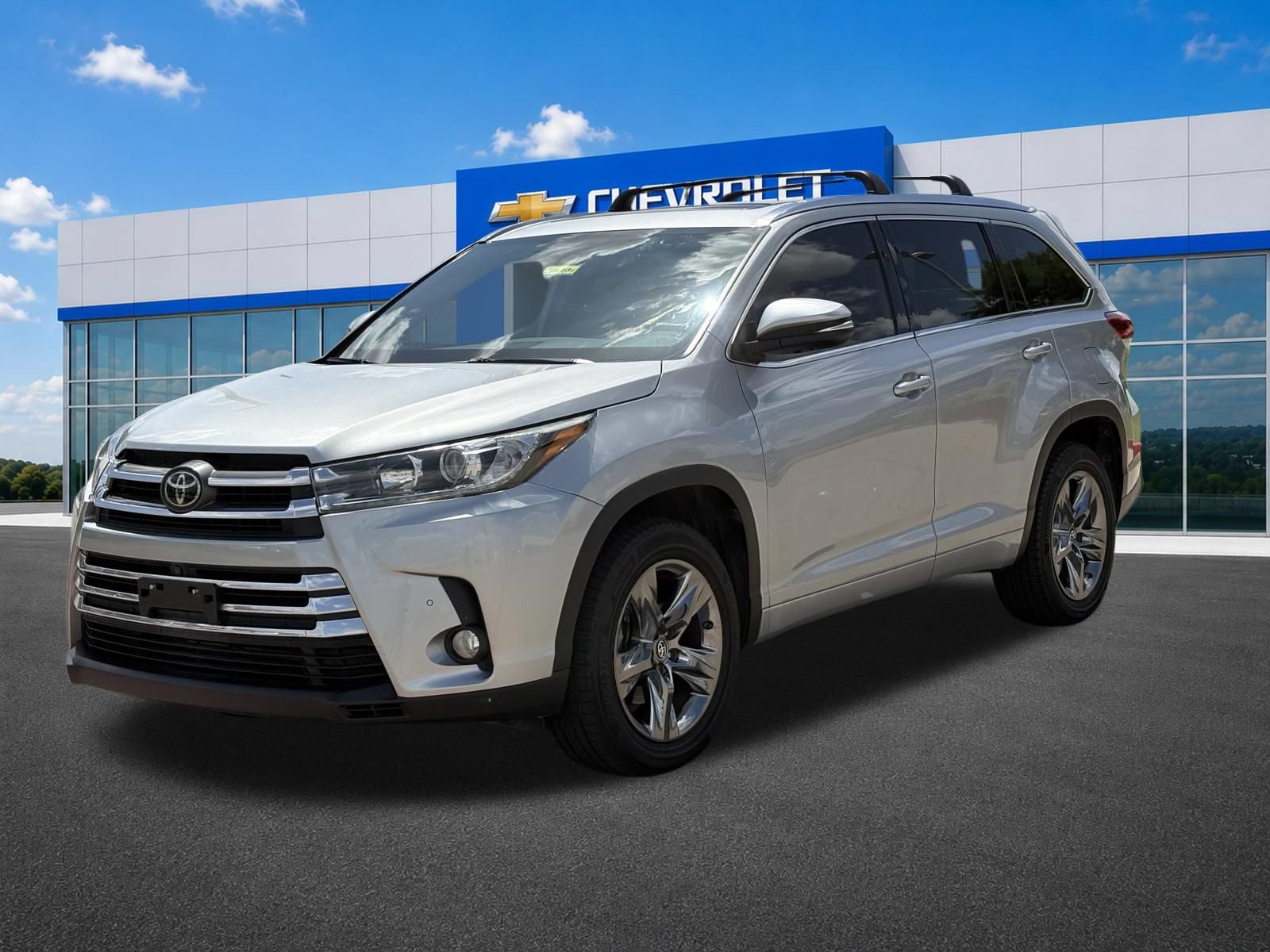 Used 2018 Toyota Highlander Limited Platinum FWD video 3