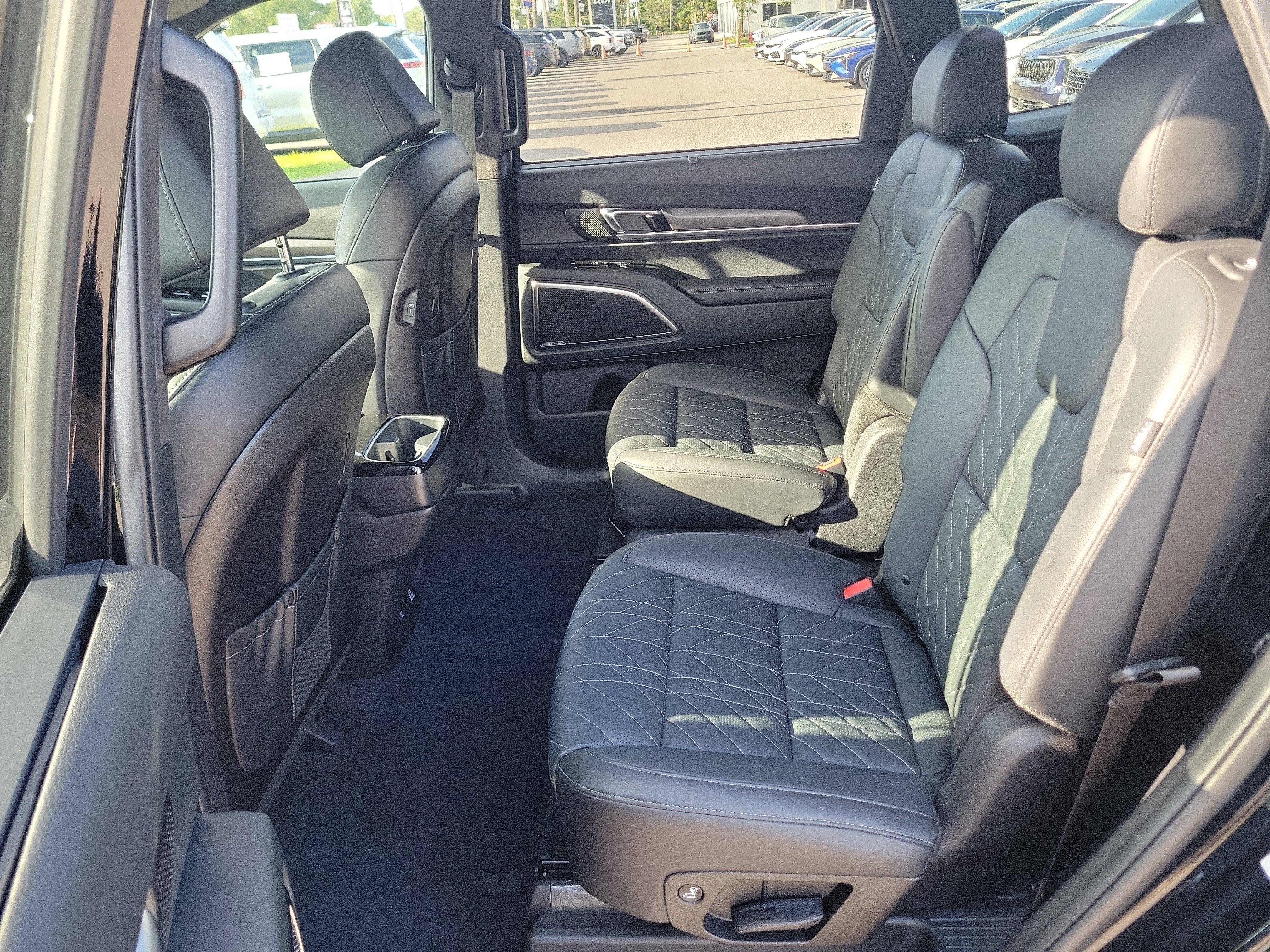 Certified 2025 Kia Telluride SX Prestige X-Line AWD/4WD image 16