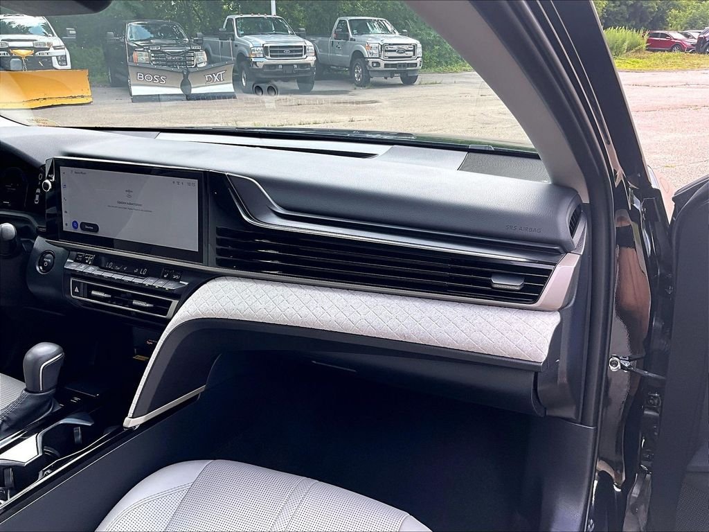 Certified 2026 Toyota Camry XLE w/ Preferred Package 2 (TMS) AWD/4WD image 13