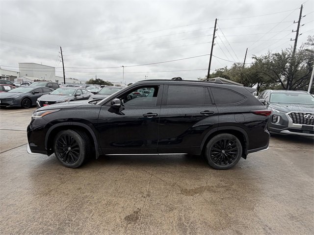 Used 2024 Toyota Highlander XSE image 8