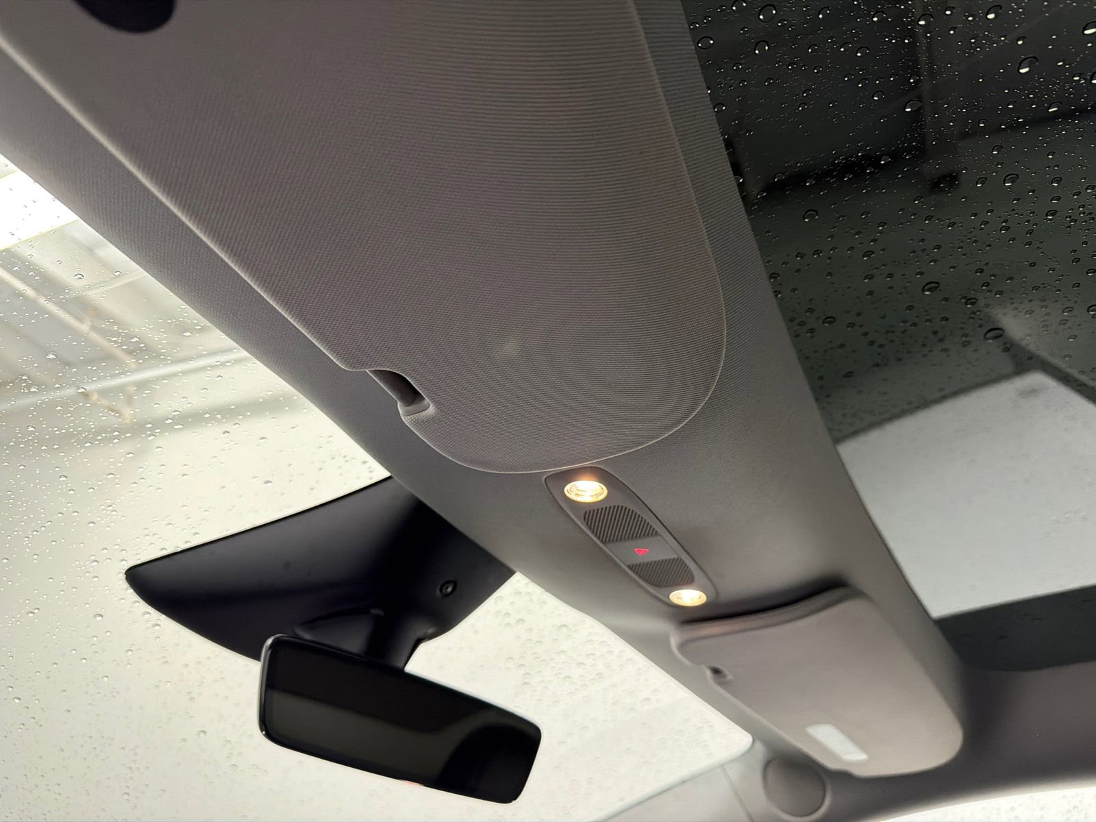 Used 2024 Tesla Model Y Long Range image 28