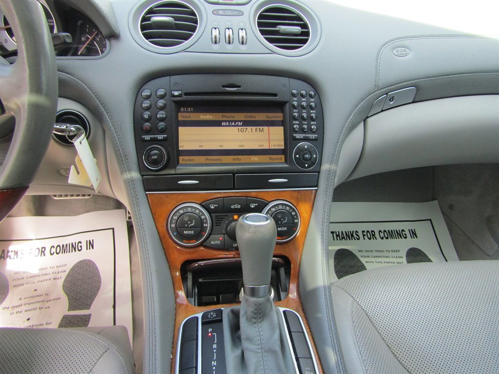 Used 2012 Mercedes-Benz SL 550 w/ SL Wheel Pkg image 12