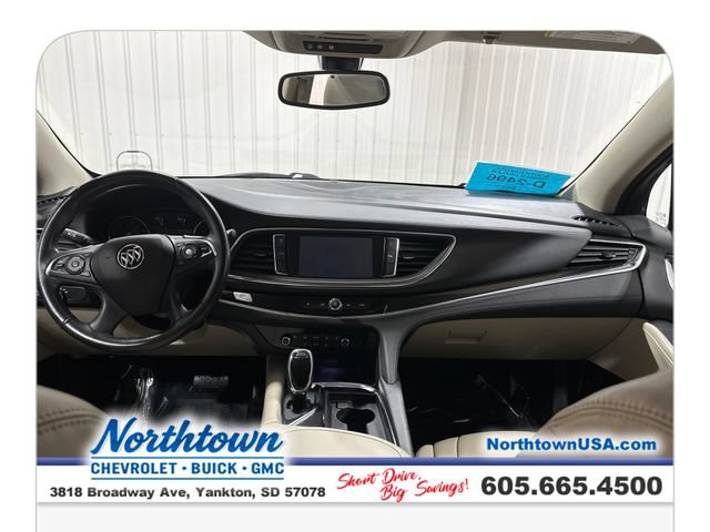 Used 2018 Buick Enclave Essence AWD/4WD image 25
