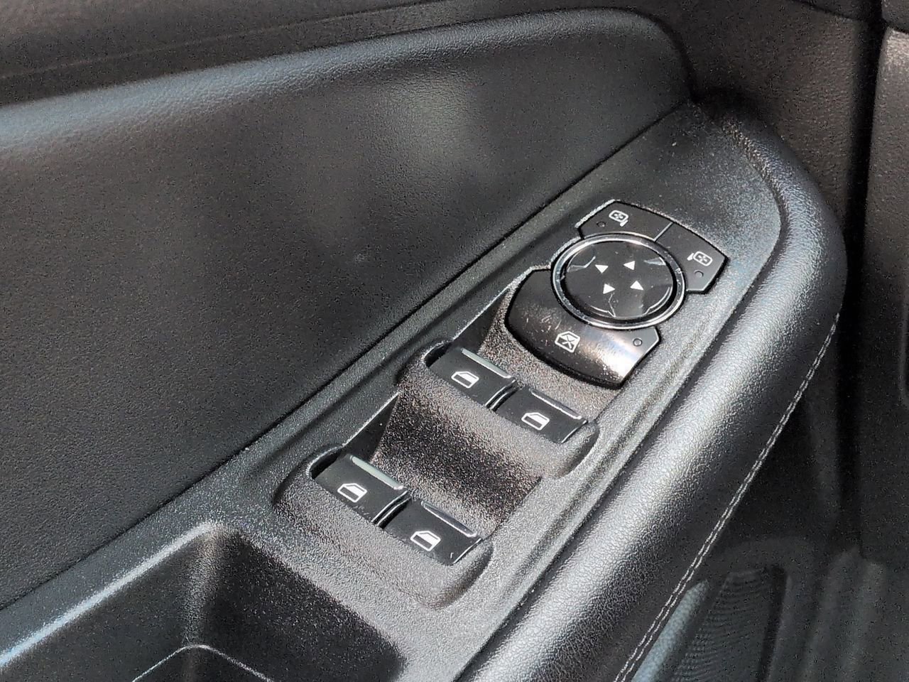 Certified 2022 Ford Edge SE w/ Black Appearance Package image 22