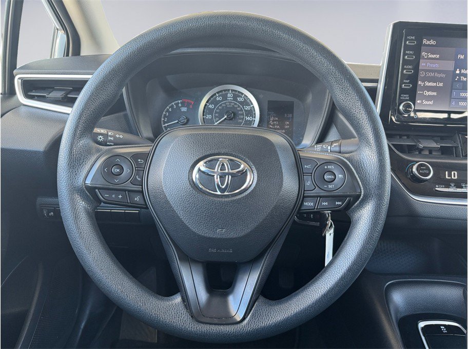 Used 2021 Toyota Corolla LE FWD image 12