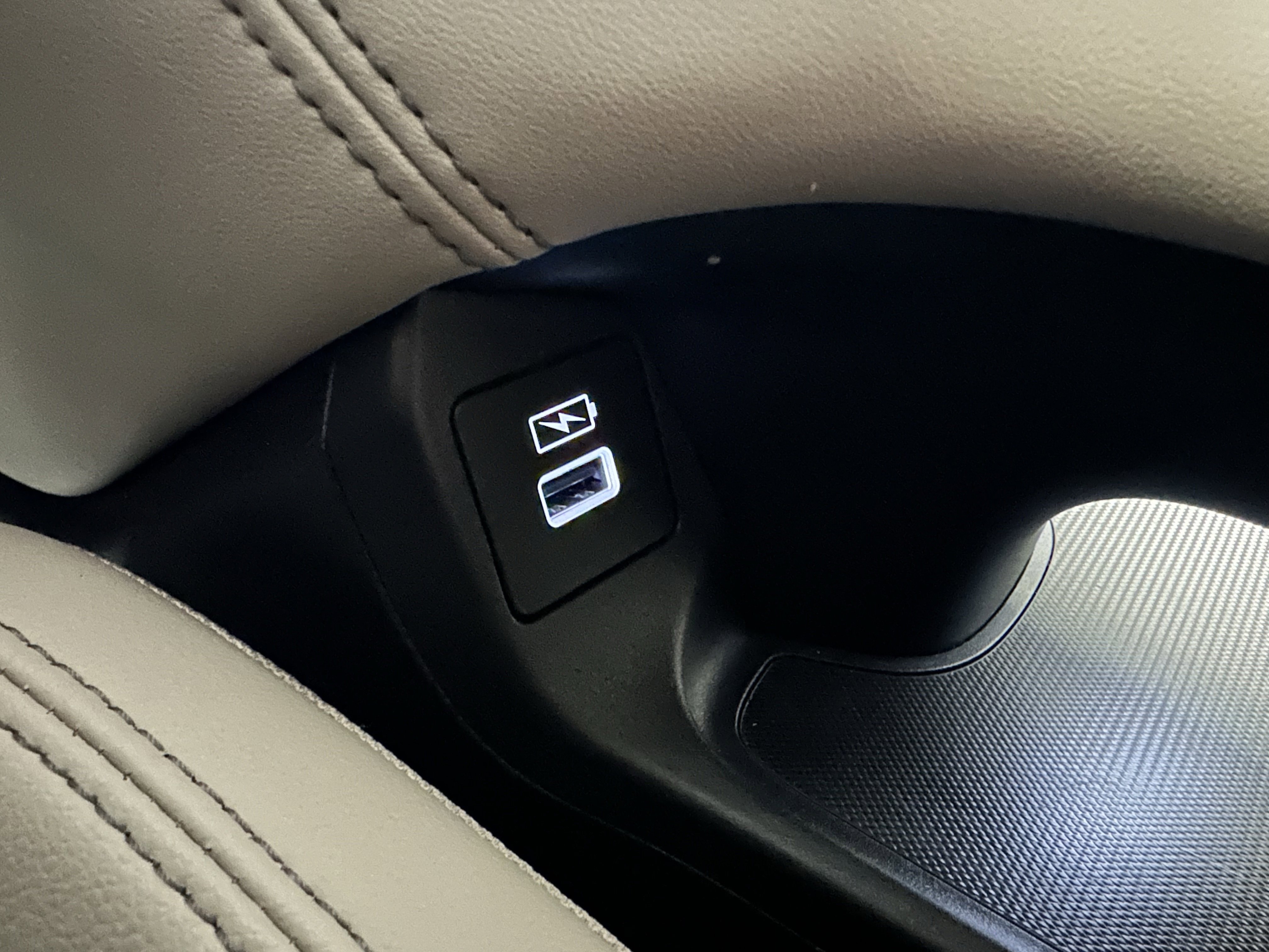 Used 2023 Honda HR-V EX-L image 16