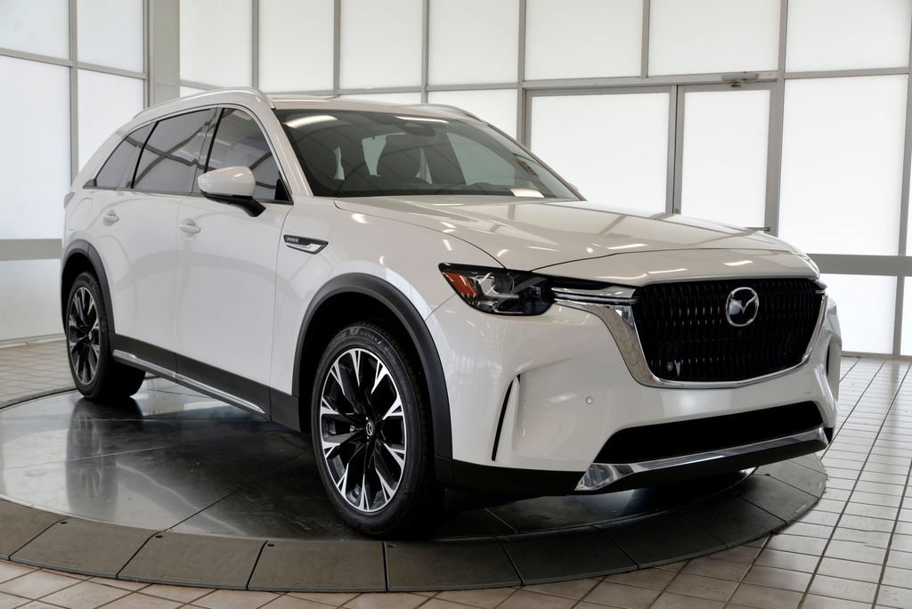 Certified 2024 MAZDA CX-90 Plug-In Hybrid w/ Premium Plus AWD/4WD image 2