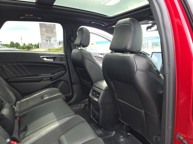 Used 2024 Ford Edge ST w/ Equipment Group 401A AWD/4WD image 46