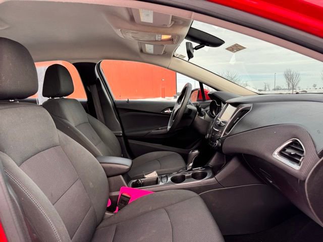 Used 2016 Chevrolet Cruze LT w/ Convenience Package image 22