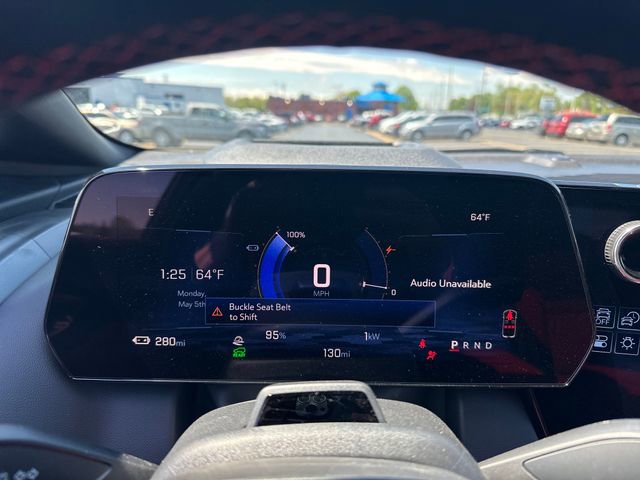 New 2025 Chevrolet Equinox EV RS image 17