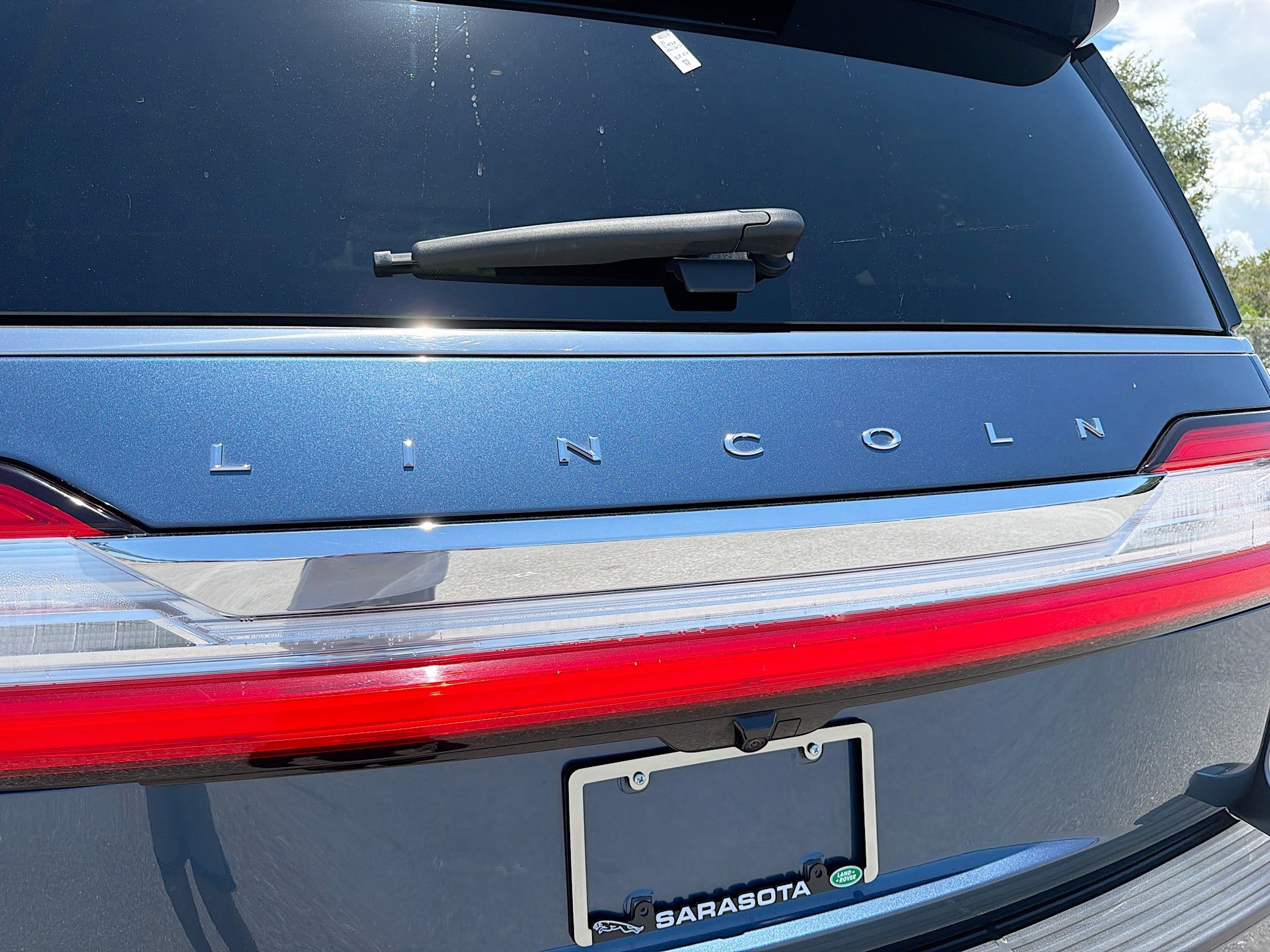 Used 2020 Lincoln Navigator Reserve w/ Luxury Package AWD/4WD image 11