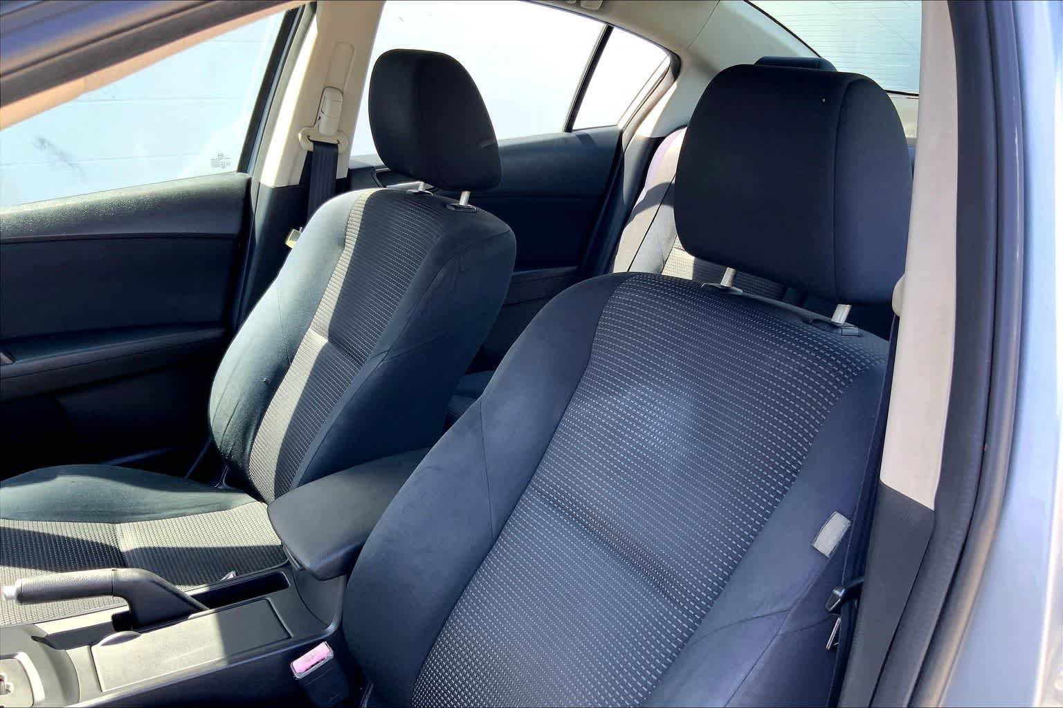 Used 2012 MAZDA MAZDA3 i Touring FWD image 11