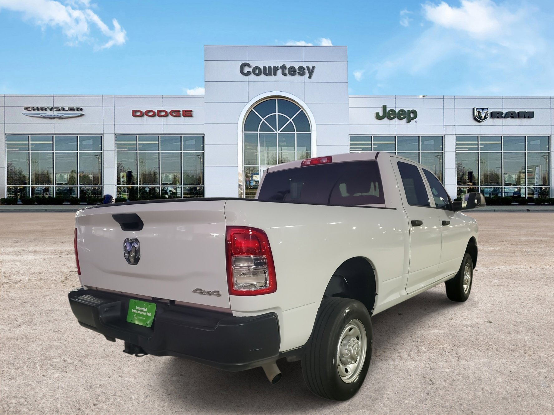 Certified 2022 RAM 2500 Tradesman image 4