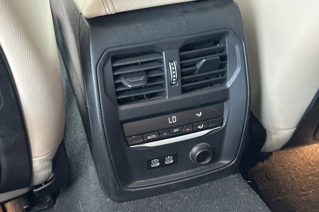 Used 2020 BMW M340i image 13