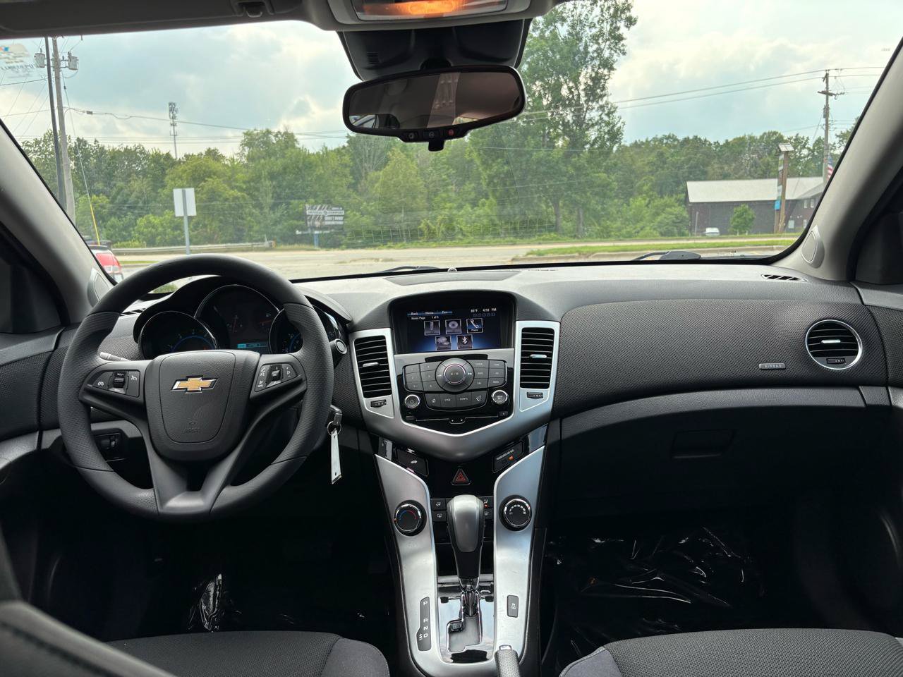 Used 2015 Chevrolet Cruze LT w/ RS Package FWD image 29
