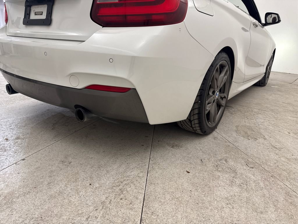 Used 2015 BMW M235i Convertible RWD image 20