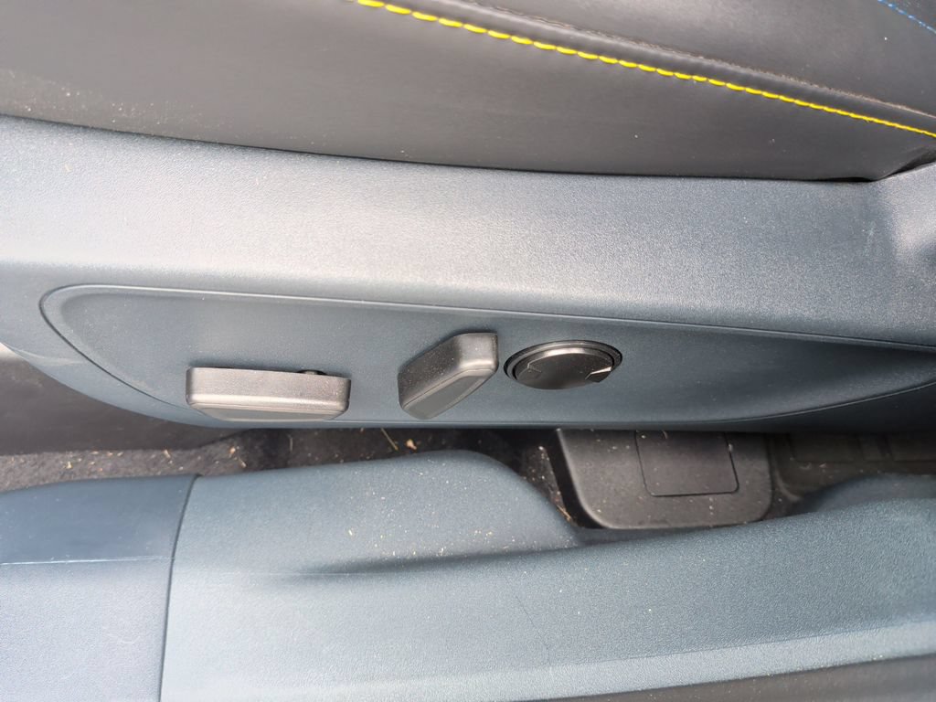 New 2025 Ford Maverick Lobo AWD/4WD image 17