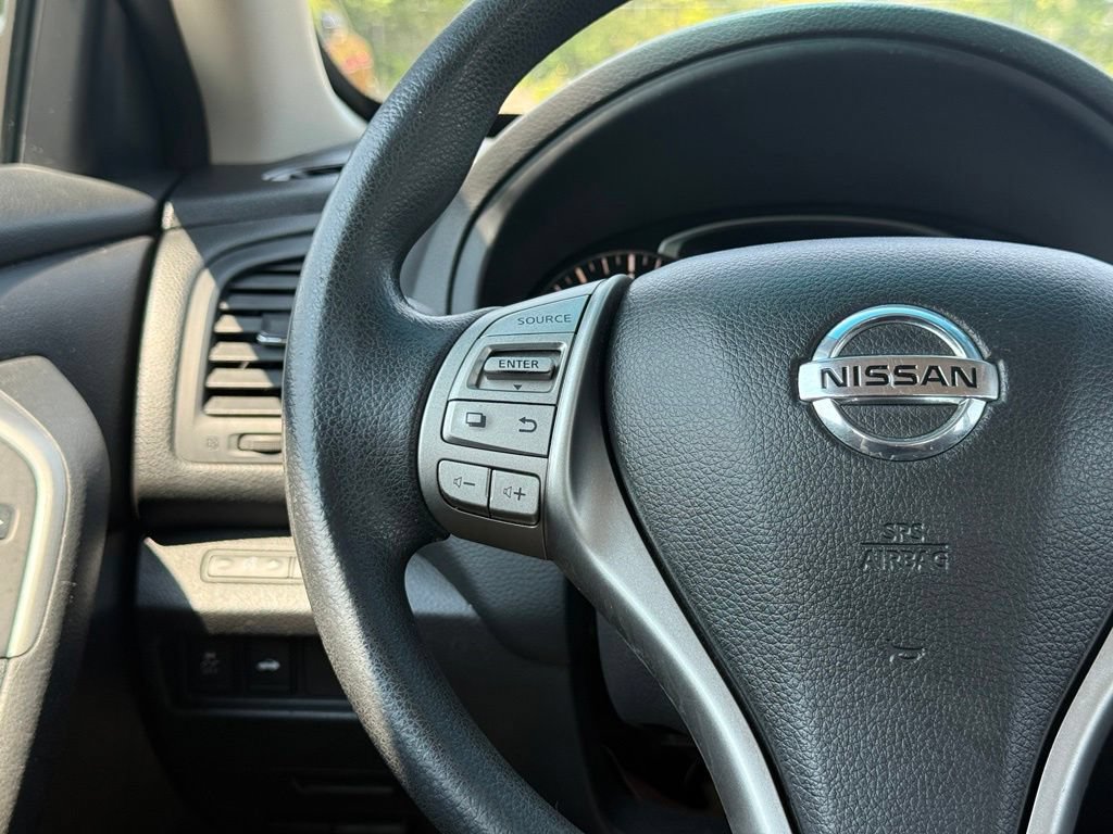 Used 2015 Nissan Altima 2.5 S w/ Power Driver Seat Package FWD image 15