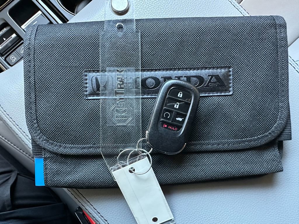 Used 2023 Honda Pilot EX-L image 9