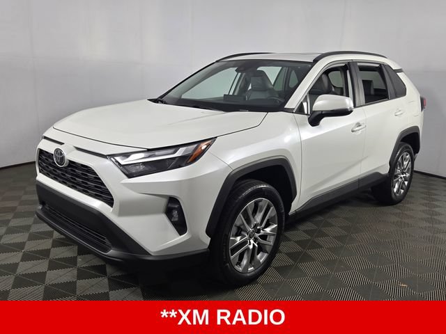 Used 2023 Toyota RAV4 XLE Premium FWD image 7