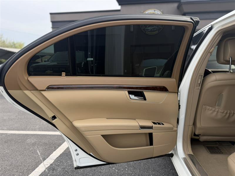 Used 2010 Mercedes-Benz S 550 image 38
