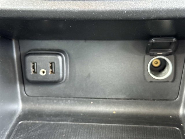 Used 2022 GMC Canyon AT4 image 22