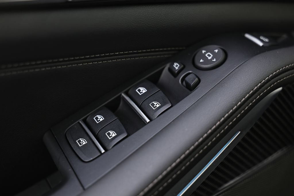 Certified 2024 BMW X5 M60i AWD/4WD image 18