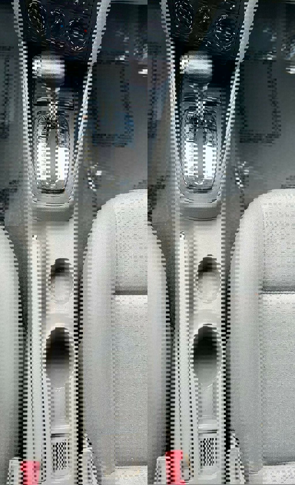 Used 2005 Volkswagen Golf GL image 17