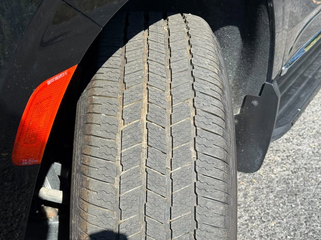 Used 2021 GMC Yukon SLT image 18