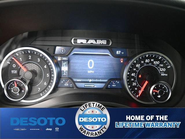 New 2026 RAM 1500 4x4 Crew Cab image 30