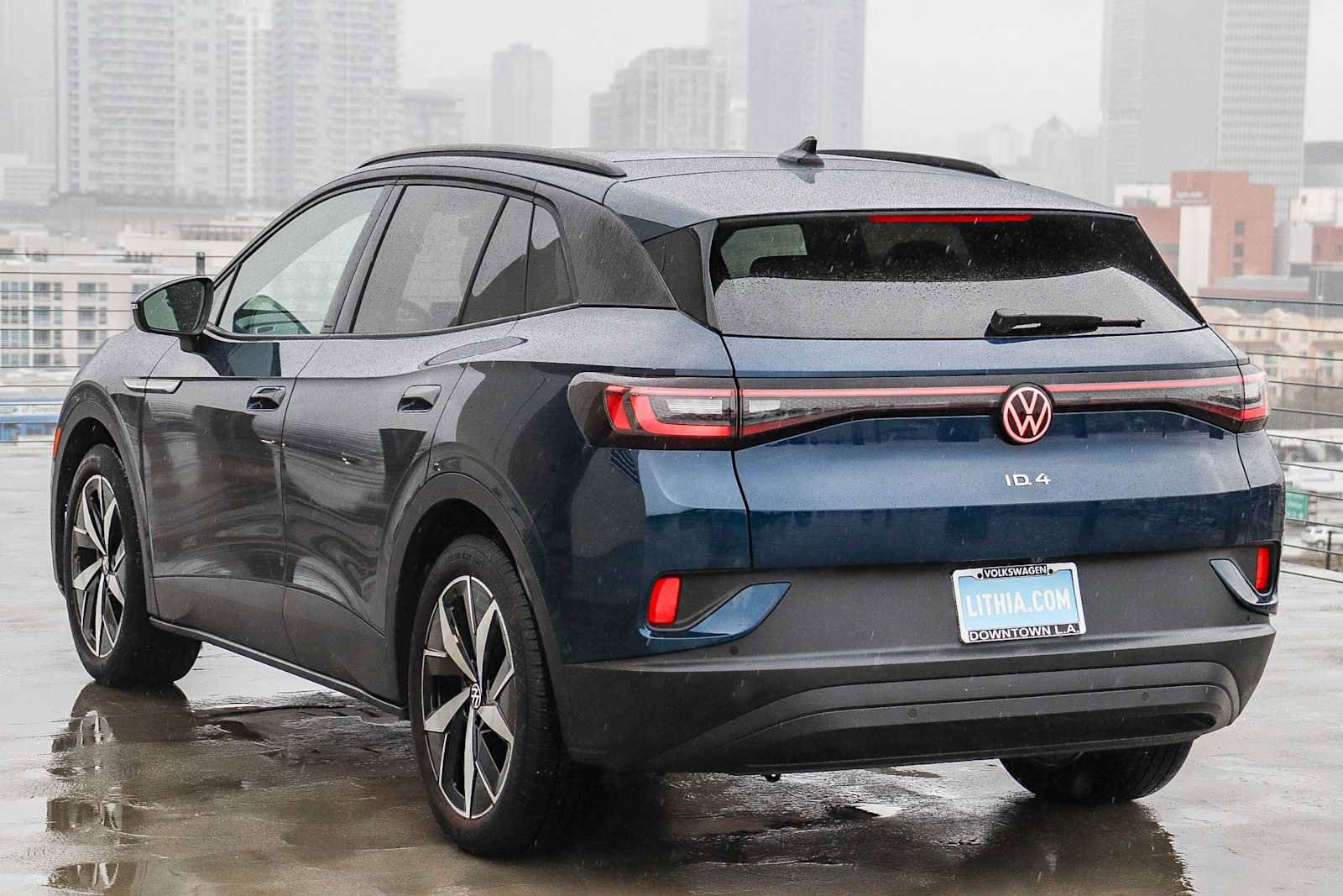 Used 2023 Volkswagen ID.4 S image 6
