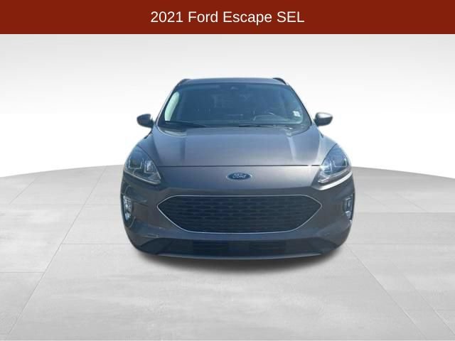 Used 2021 Ford Escape SEL AWD/4WD image 2