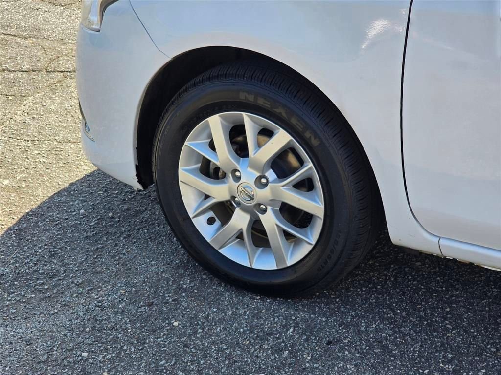 Used 2018 Nissan Versa SV w/ SV Special Edition Package FWD image 18
