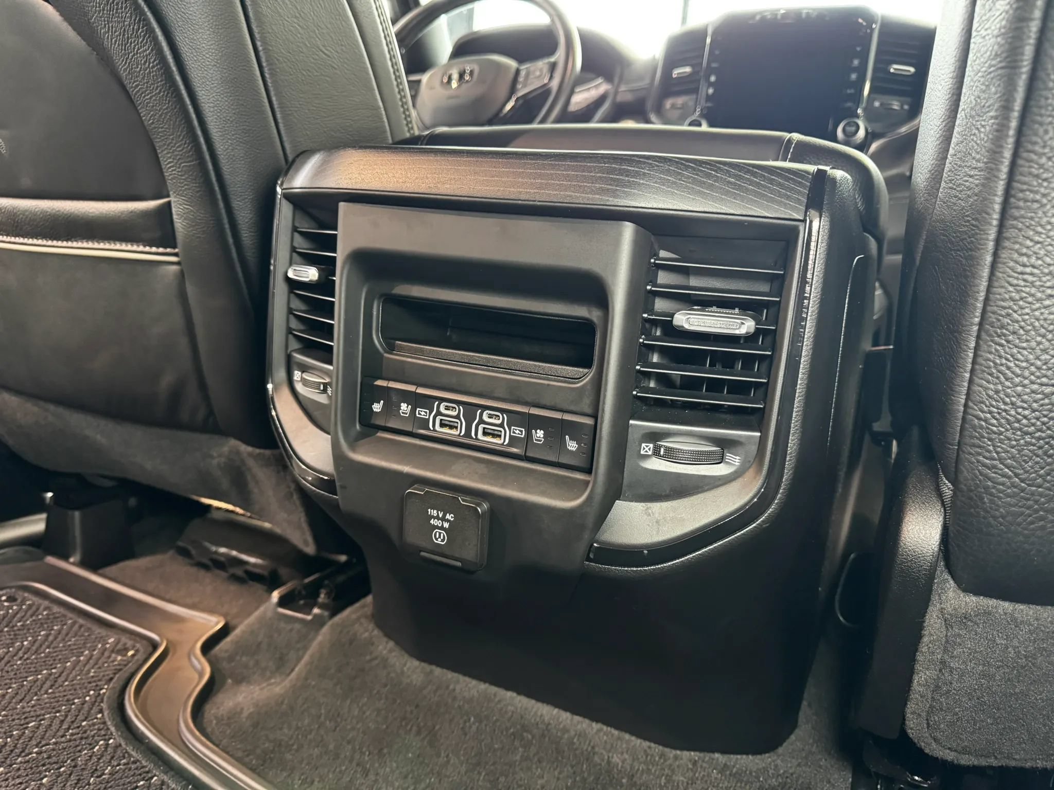 Used 2023 RAM 1500 Limited AWD/4WD image 19