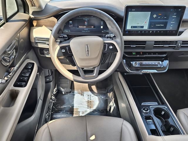 Used 2023 Lincoln Corsair Reserve w/ Equipment Group 201A FWD image 21