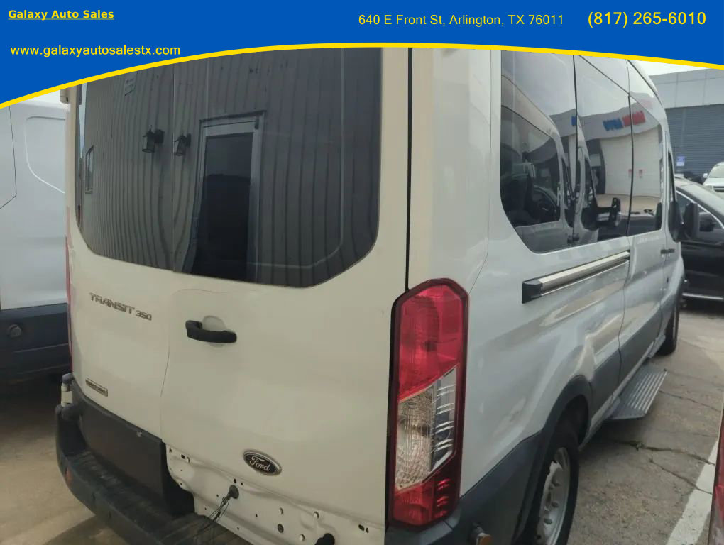 Used 2017 Ford Transit 350 XL image 6