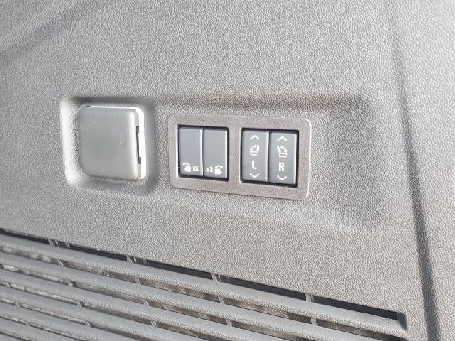 New 2026 Chevrolet Suburban Z71 w/ Comfort Package image 9