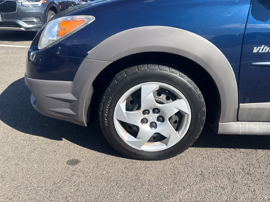 Used 2007 Pontiac Vibe w/ Preferred Package FWD image 28
