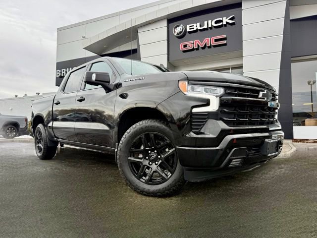 Used 2025 Chevrolet Silverado 1500 RST w/ Convenience Package II image 3