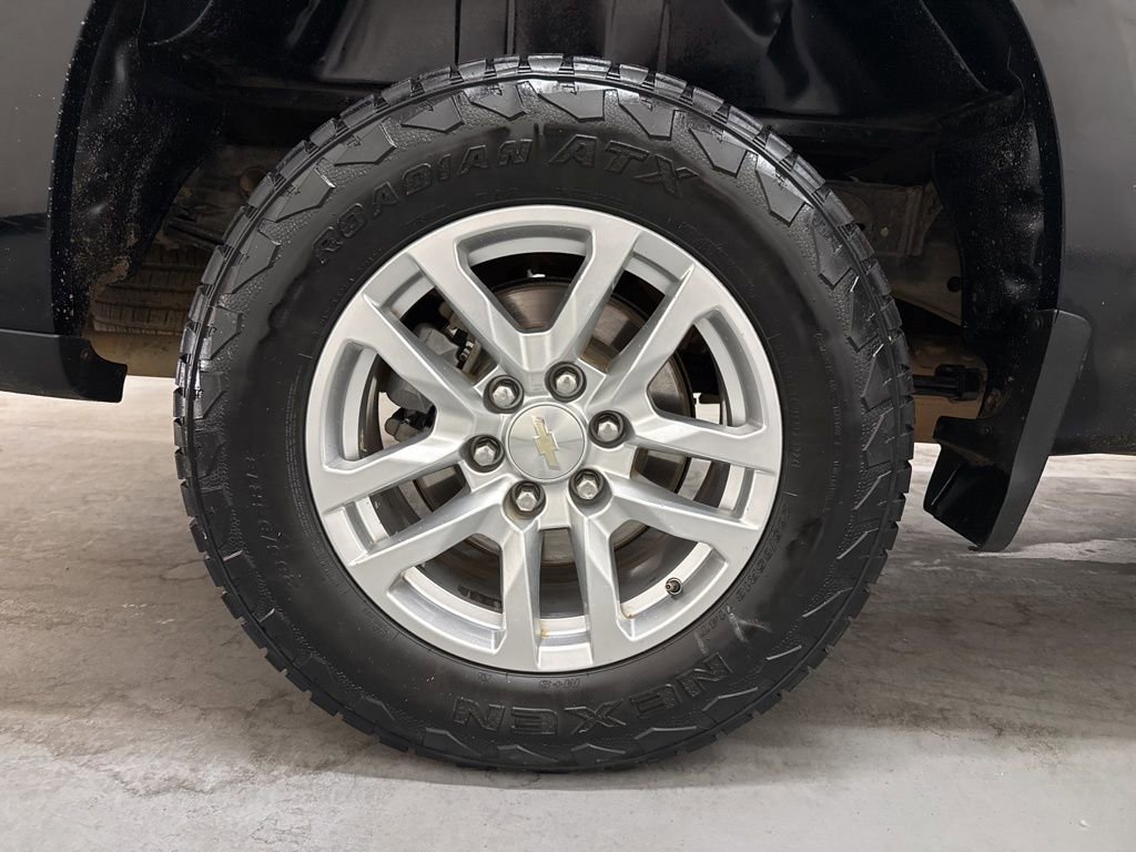 Used 2019 Chevrolet Silverado 1500 LT w/ All-Star Edition AWD/4WD image 37