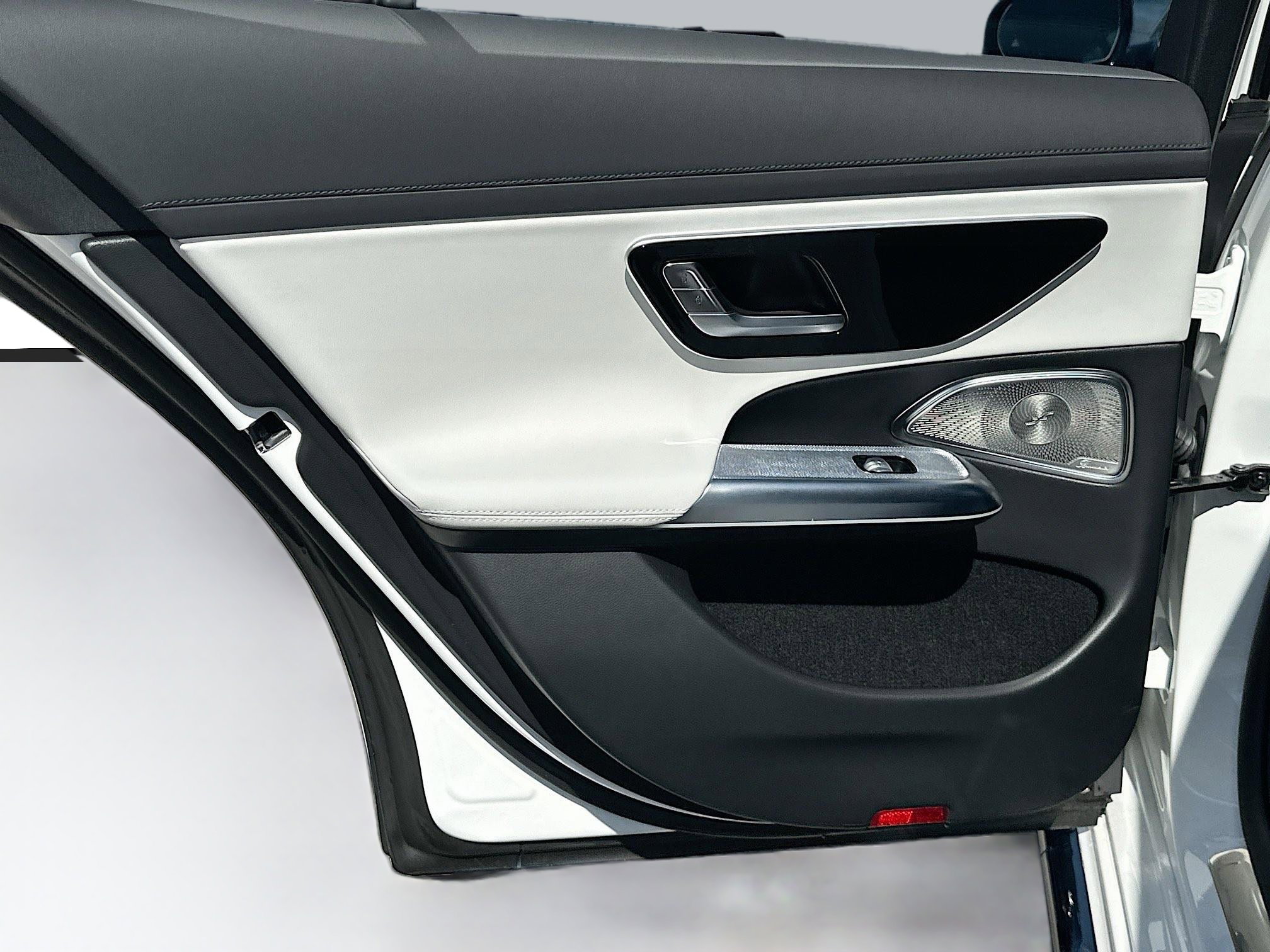 Used 2025 Mercedes-Benz E 53 AMG e 4MATIC Sedan image 17