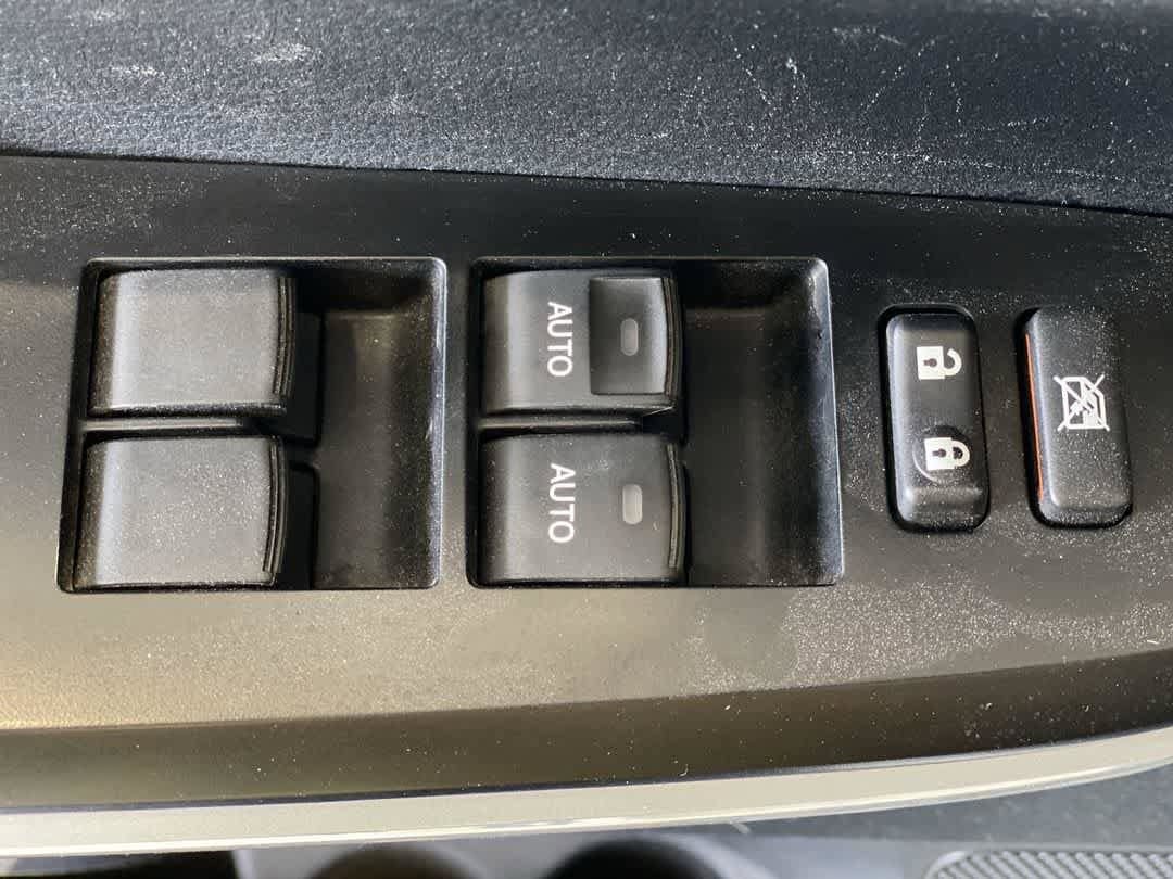 Used 2018 Toyota Tundra Platinum AWD/4WD image 16